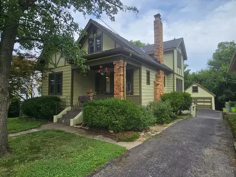3834 Carrie Ave, Cheviot, OH 45211