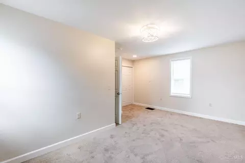 Bedroom - 10164 Wayne Ave, Woodlawn, OH 45215 photo 3 of 10