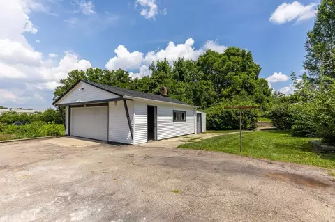 Exterior - 10164 Wayne Ave, Woodlawn, OH 45215 photo 5 of 8