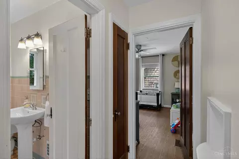 6325 Fairhurst Ave, Cincinnati, OH 45213 photo 24