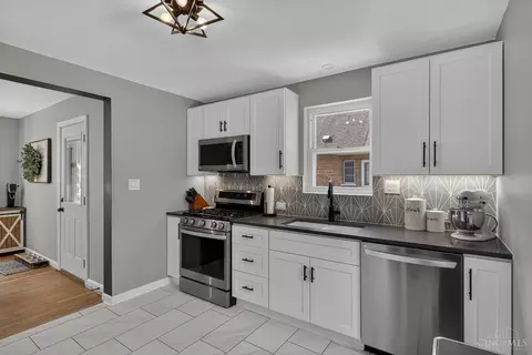 6325 Fairhurst Ave, Cincinnati, OH 45213 photo 14