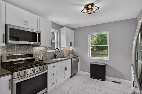 6325 Fairhurst Ave, Cincinnati, OH 45213 photo 13