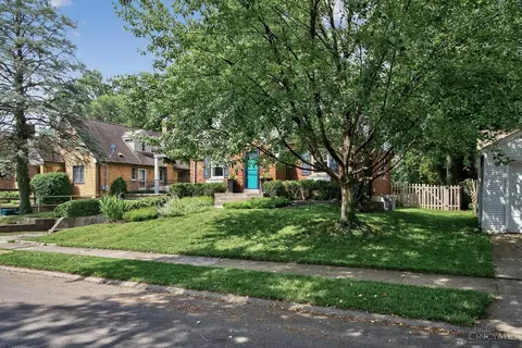 6325 Fairhurst Ave, Cincinnati, OH 45213 photo 3