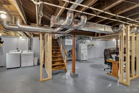 6325 Fairhurst Ave, Cincinnati, OH 45213 photo 28