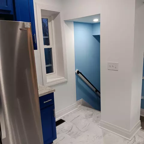 3064 Mchenry Ave, Cincinnati, OH 45211 photo 9