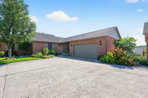 1210 Stephanie Dr, Hamilton, OH 45013