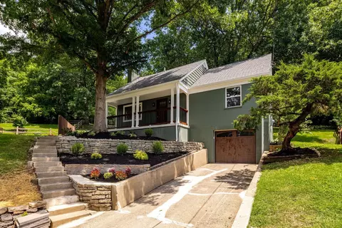 4316 Joan Pl, Mariemont, OH 45227