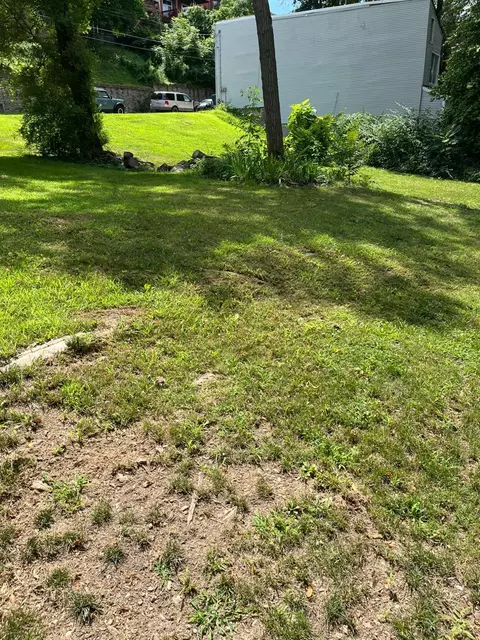 1889 Walker St, Cincinnati, OH 45202 photo 3