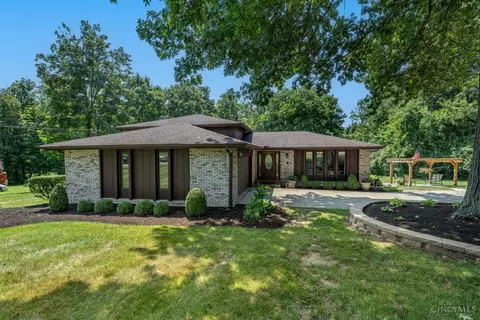 7203 Cherrywood Ln, West Chester, OH 45069
