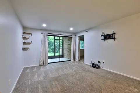 3517 W Fork Rd, Cincinnati, OH 45211 photo 8