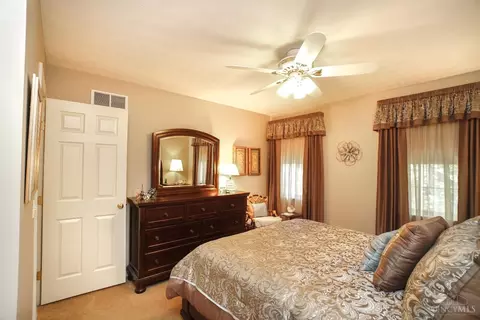 645 Brandy Way, Cincinnati, OH 45244 photo 36