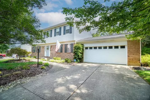 645 Brandy Way, Cincinnati, OH 45244 photo 7