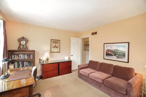 645 Brandy Way, Cincinnati, OH 45244 photo 33