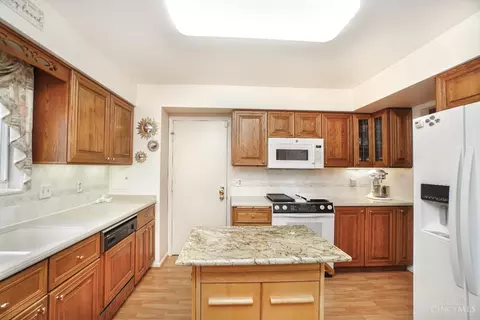 645 Brandy Way, Cincinnati, OH 45244 photo 16