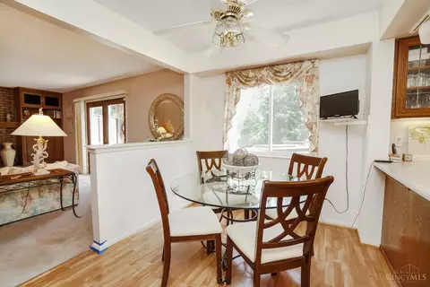645 Brandy Way, Cincinnati, OH 45244 photo 14
