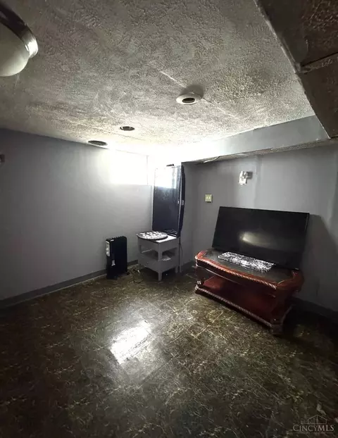 Other - 1622 Atson Ln, Cincinnati, OH 45205 photo 3 of 3