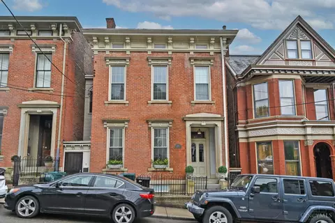 521 Liberty Hl, Cincinnati, OH 45202