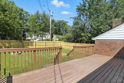 Exterior - 7273 Chetbert Dr, Cincinnati, OH 45236 photo 3 of 9