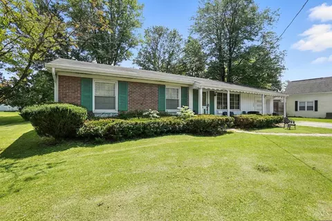 728 Center St, Blanchester, OH 45107