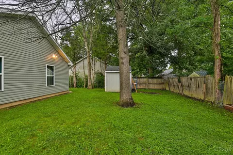 Exterior - 2465 Wilson Ave, Cincinnati, OH 45231 photo 6 of 9