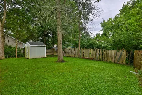 Exterior - 2465 Wilson Ave, Cincinnati, OH 45231 photo 5 of 9