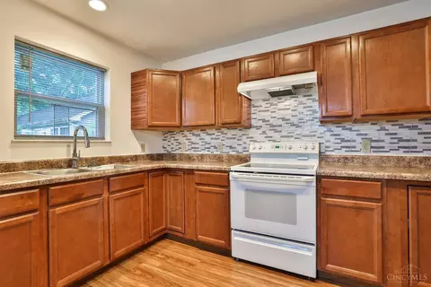 Kitchen - 2465 Wilson Ave, Cincinnati, OH 45231 photo 2 of 2