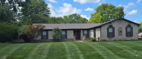 7721 Rolling Meadows Dr, West Chester, OH 45069