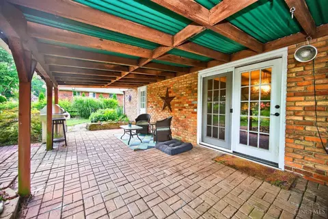 686 Loda Dr, Cincinnati, OH 45245 photo 35