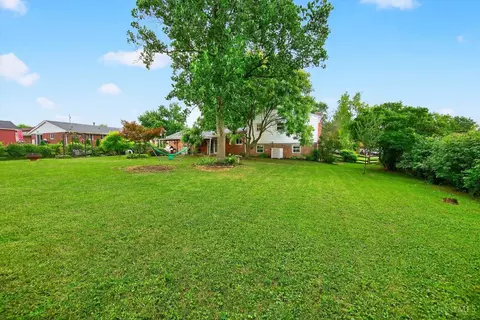 686 Loda Dr, Cincinnati, OH 45245 photo 40