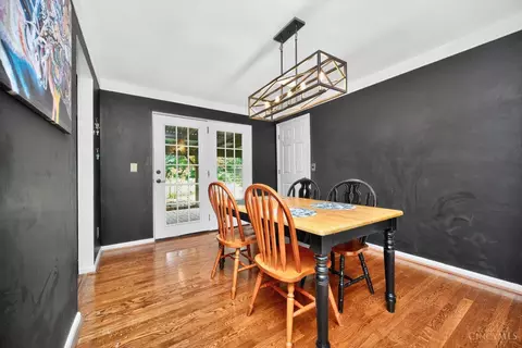 686 Loda Dr, Cincinnati, OH 45245 photo 8