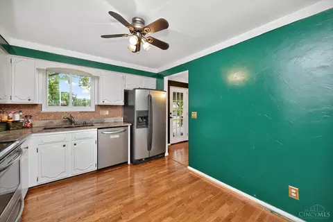 686 Loda Dr, Cincinnati, OH 45245 photo 14