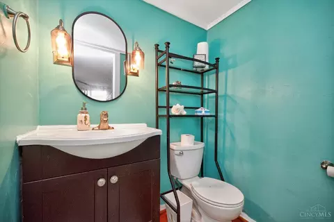 686 Loda Dr, Cincinnati, OH 45245 photo 33