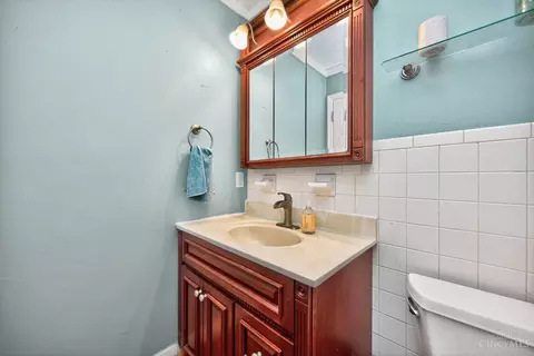 686 Loda Dr, Cincinnati, OH 45245 photo 26