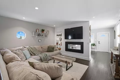3575 Potomac Ave, Cincinnati, OH 45208 photo 10