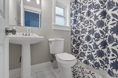 3575 Potomac Ave, Cincinnati, OH 45208 photo 27