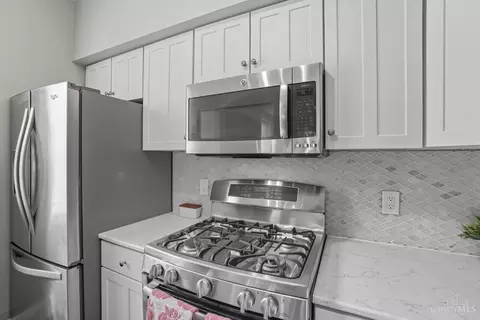 3575 Potomac Ave, Cincinnati, OH 45208 photo 21