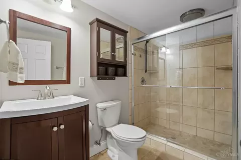 3575 Potomac Ave, Cincinnati, OH 45208 photo 33