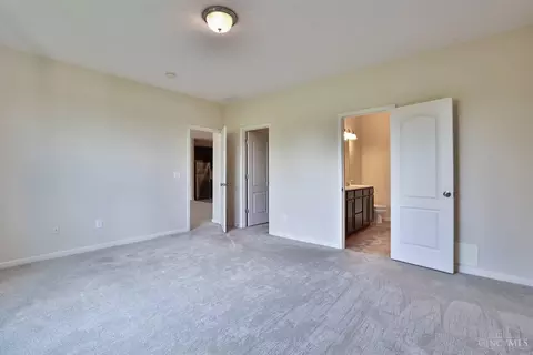 1031 Lost Xing, Cincinnati, OH 45231 photo 11
