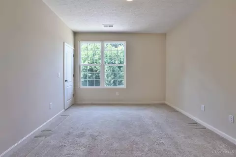1031 Lost Xing, Cincinnati, OH 45231 photo 17