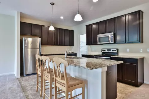 1031 Lost Xing, Cincinnati, OH 45231 photo 6