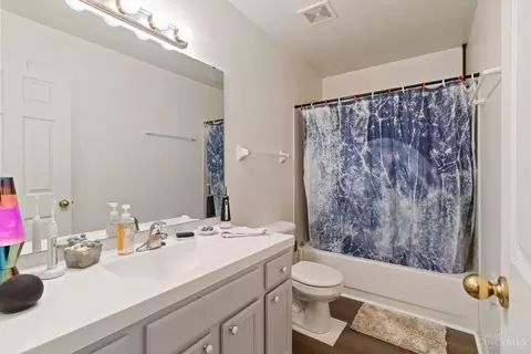 990 Vixen Dr, Cincinnati, OH 45245 photo 18