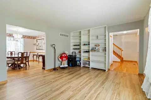 990 Vixen Dr, Cincinnati, OH 45245 photo 7