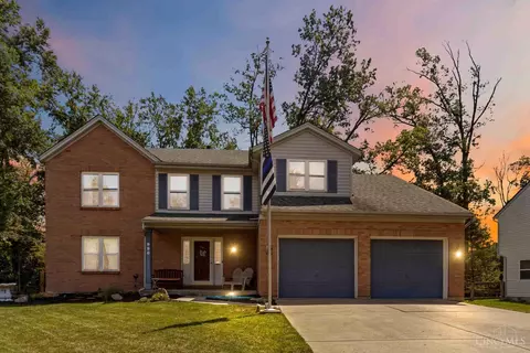 990 Vixen Dr, Cincinnati, OH 45245 photo 2