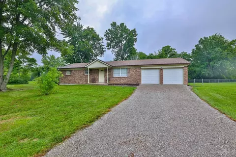 1024 Lorelei Dr, Fayetteville, OH 45118