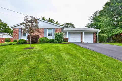 1626 Acreview Dr, Cincinnati, OH 45240