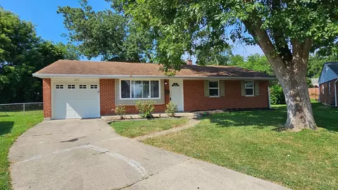 243 Balsam Ct, Springdale, OH 45246