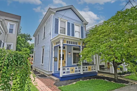 3611 Woodbridge Pl, Cincinnati, OH 45226