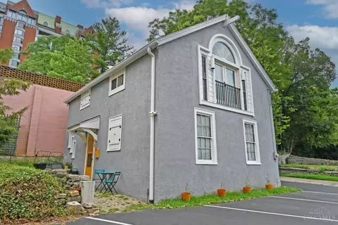 2109 Luray Ave, Cincinnati, OH 45206