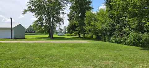 Exterior - 6577 Taylor Pike, Blanchester, OH 45107 photo 12 of 16