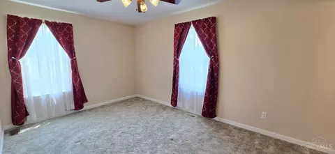 Bedroom - 6577 Taylor Pike, Blanchester, OH 45107 photo 1 of 11